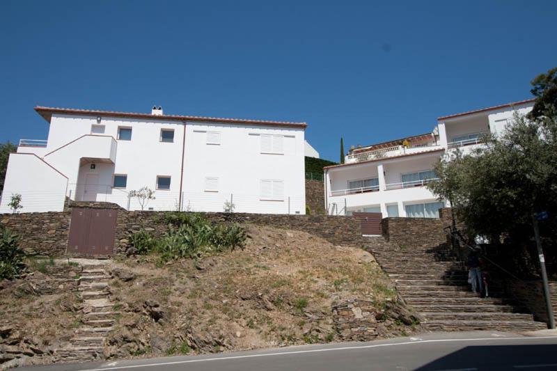 Aparthotel l'Heretat Cadaqués Buitenkant foto