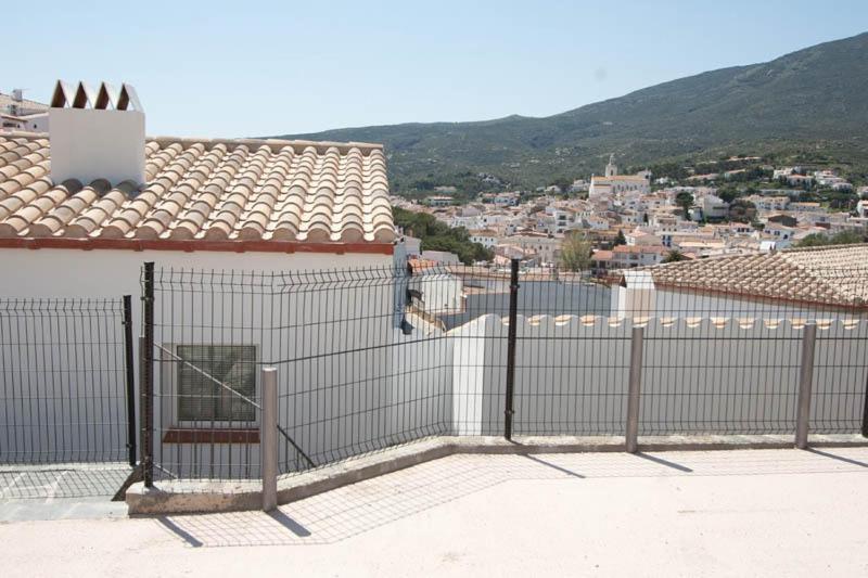 Aparthotel l'Heretat Cadaqués Buitenkant foto