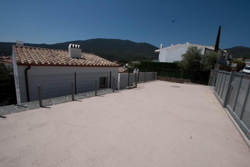 Aparthotel l'Heretat Cadaqués Buitenkant foto